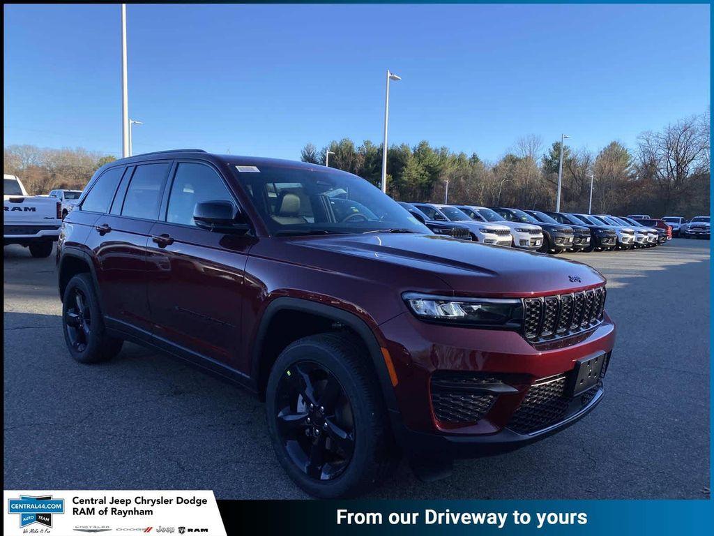 new 2025 Jeep Grand Cherokee car, priced at $48,375