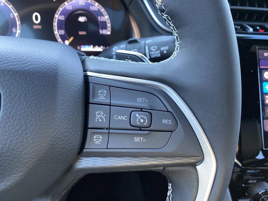 new 2025 Jeep Grand Cherokee car, priced at $48,375