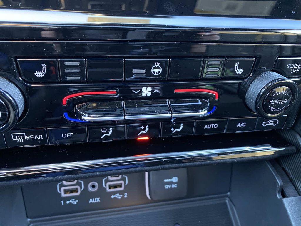 new 2025 Jeep Grand Cherokee car, priced at $48,375