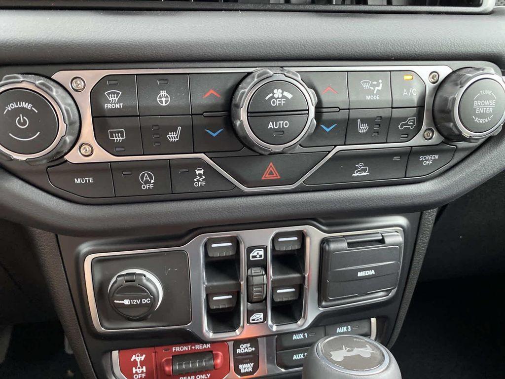 new 2026 Jeep Wrangler car, priced at $62,995
