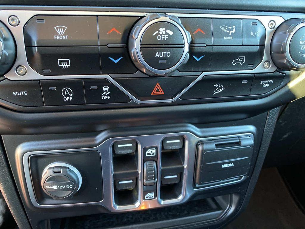 used 2021 Jeep Wrangler Unlimited car, priced at $26,784