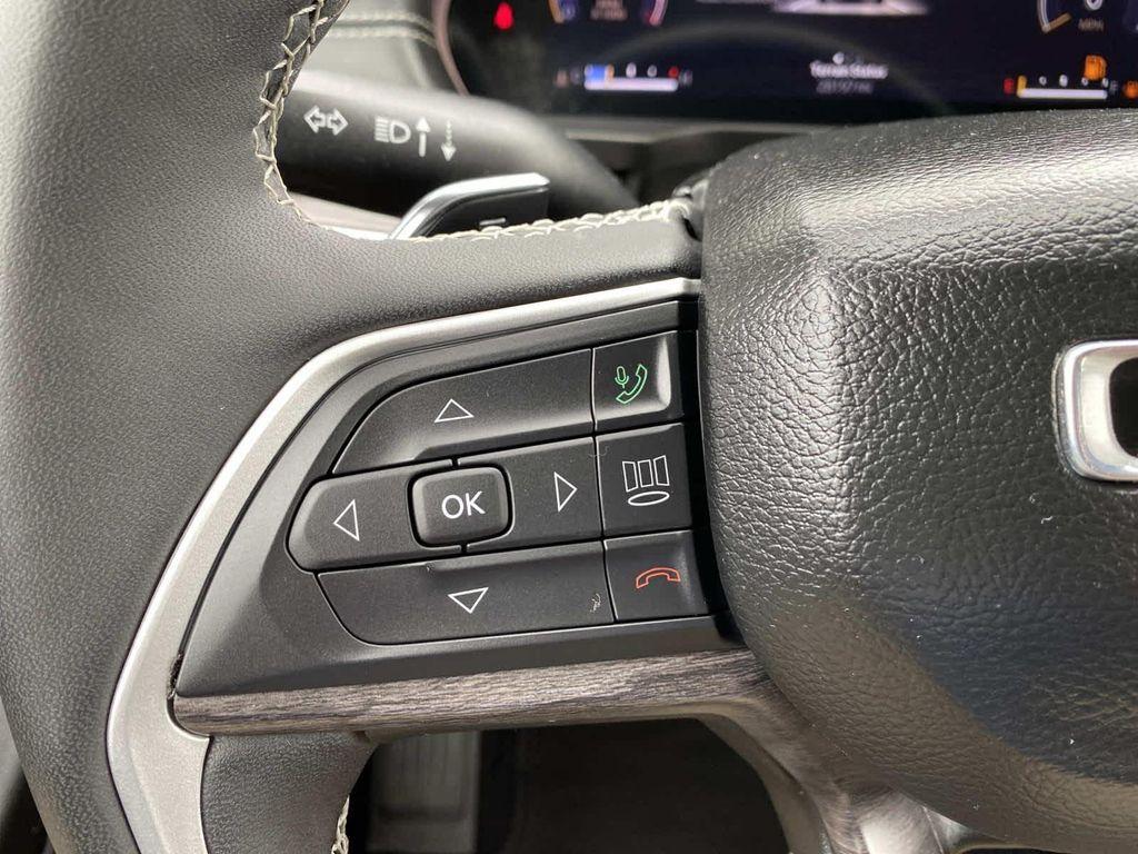 used 2023 Jeep Grand Cherokee car, priced at $33,290