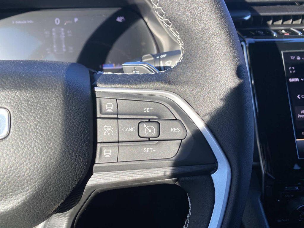 new 2025 Jeep Grand Cherokee car, priced at $47,780