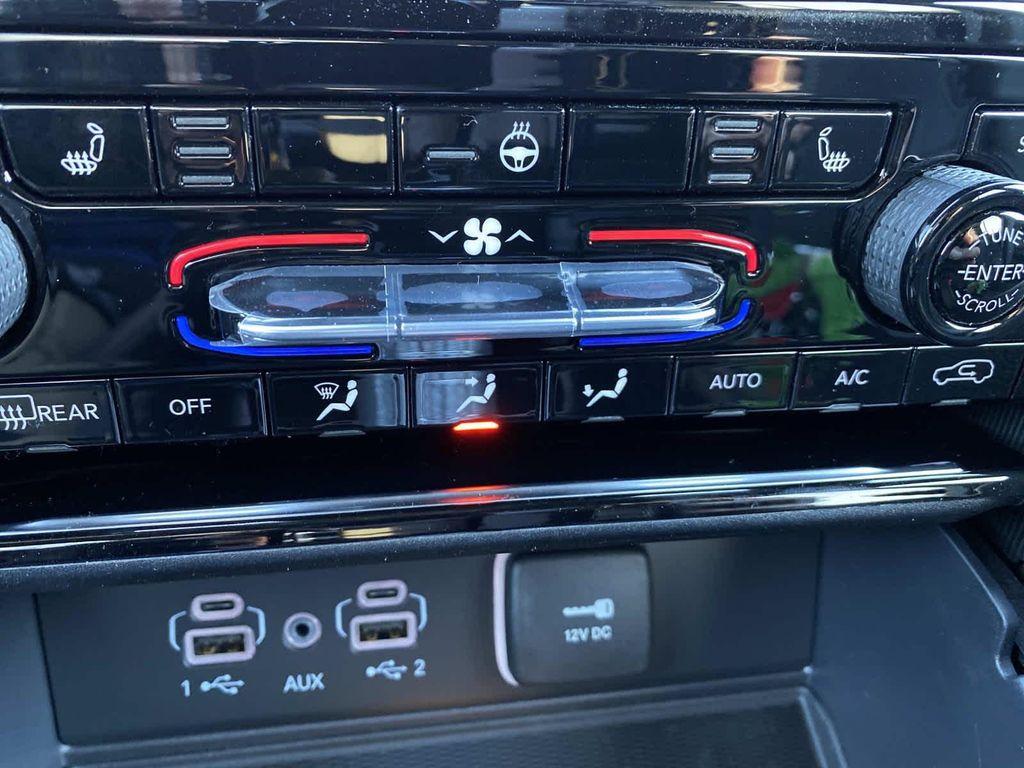 new 2025 Jeep Grand Cherokee car, priced at $47,780