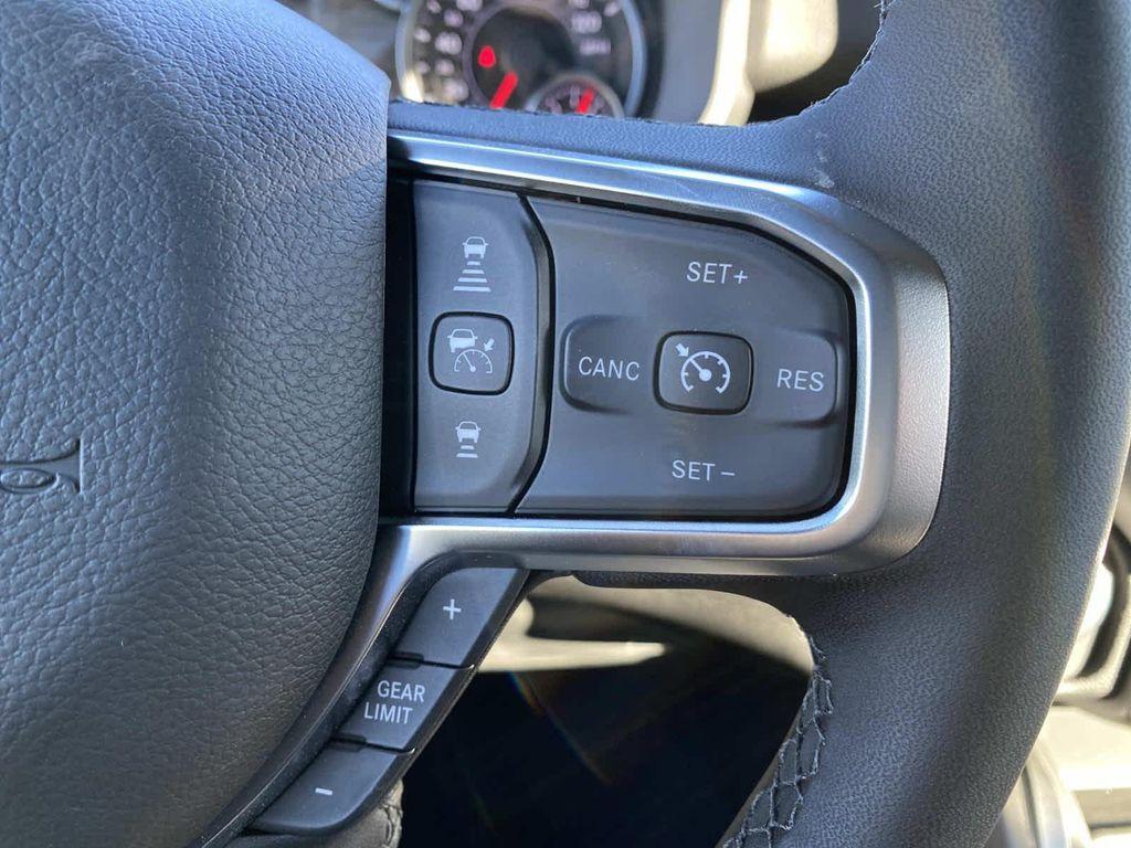 new 2025 Ram 1500 car, priced at $59,995