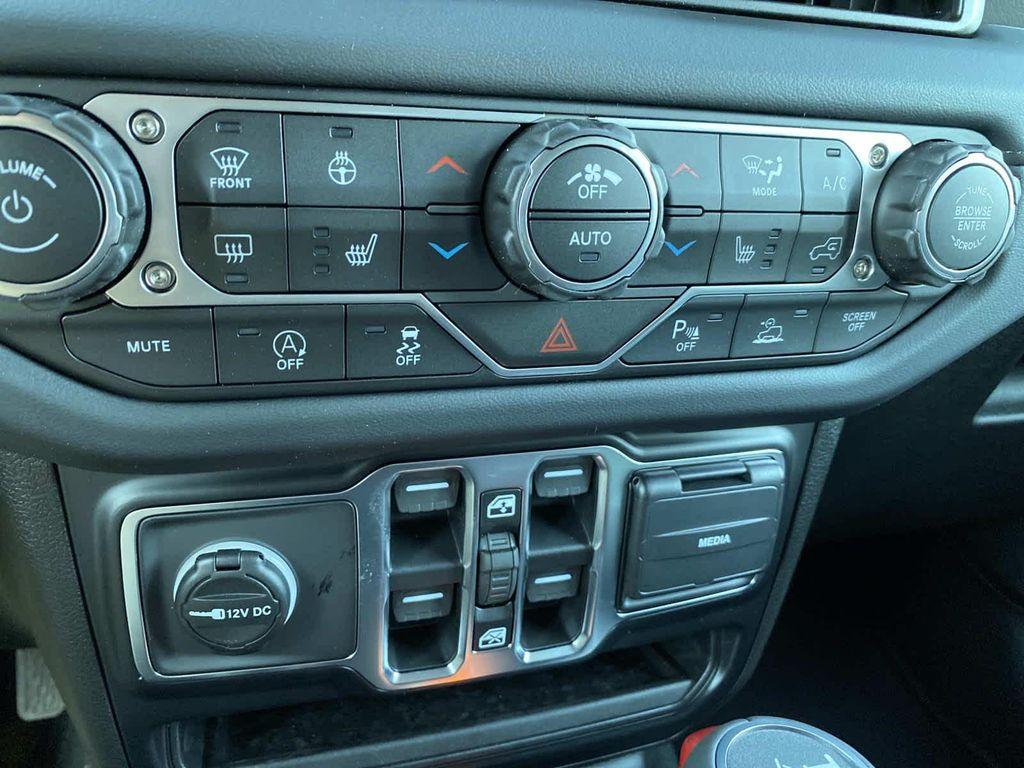 new 2026 Jeep Wrangler car, priced at $58,185