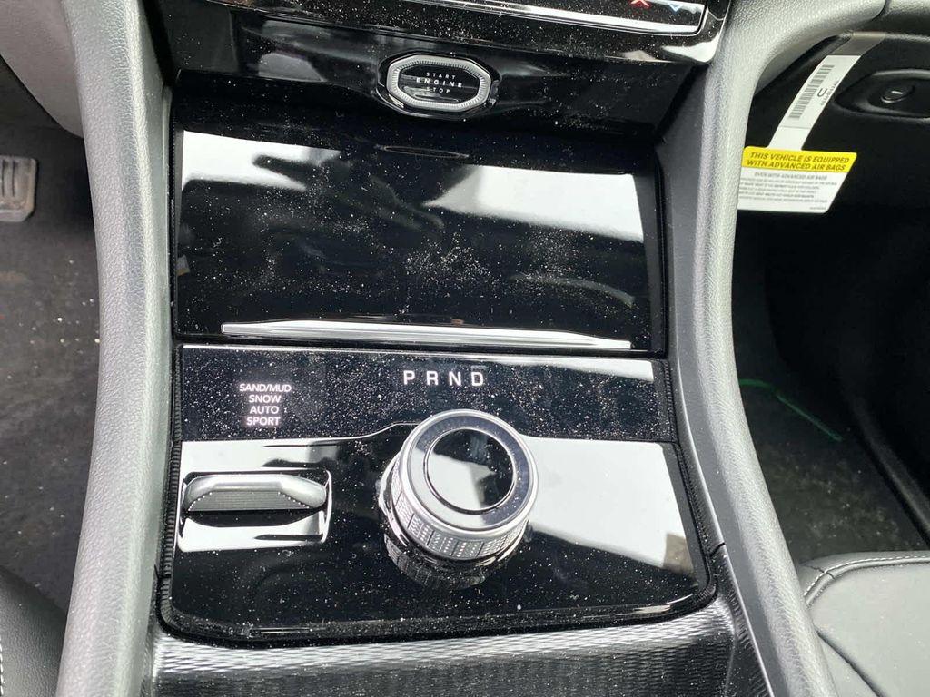 new 2026 Jeep Grand Cherokee car, priced at $50,805