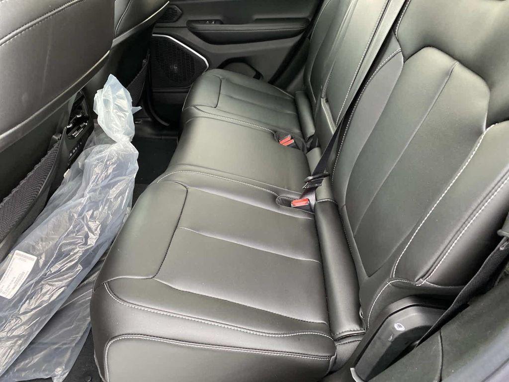 new 2026 Jeep Grand Cherokee car, priced at $50,805