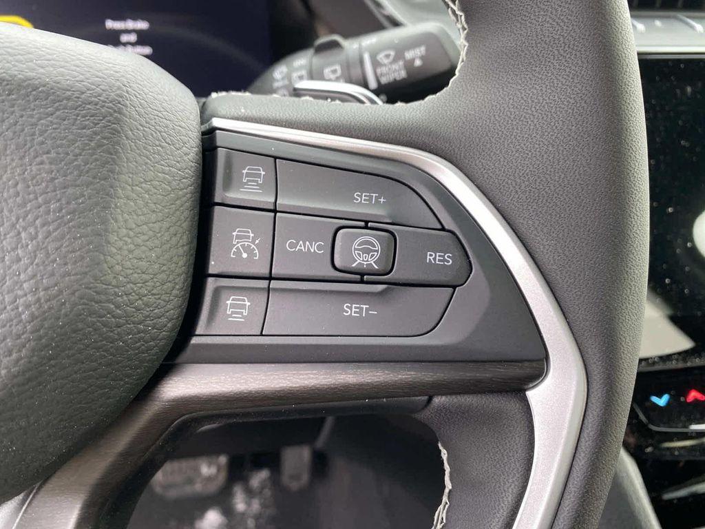 new 2026 Jeep Grand Cherokee car, priced at $50,805