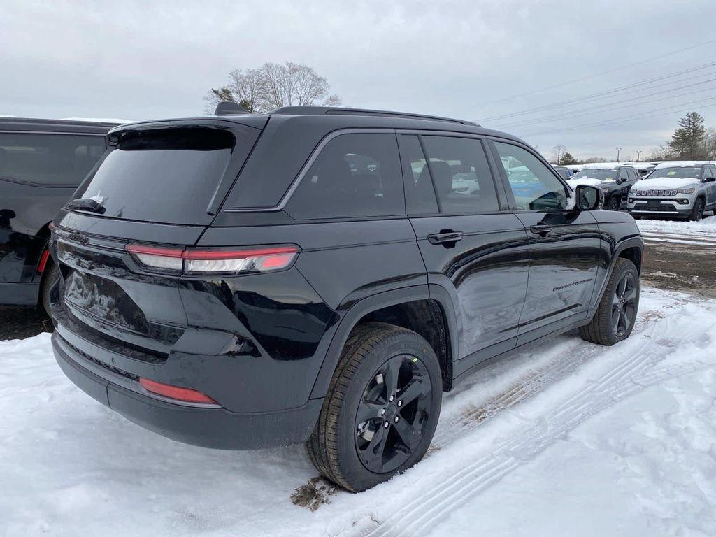 new 2026 Jeep Grand Cherokee car, priced at $50,805