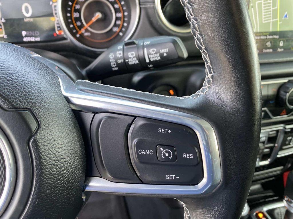 used 2022 Jeep Wrangler Unlimited car, priced at $33,995