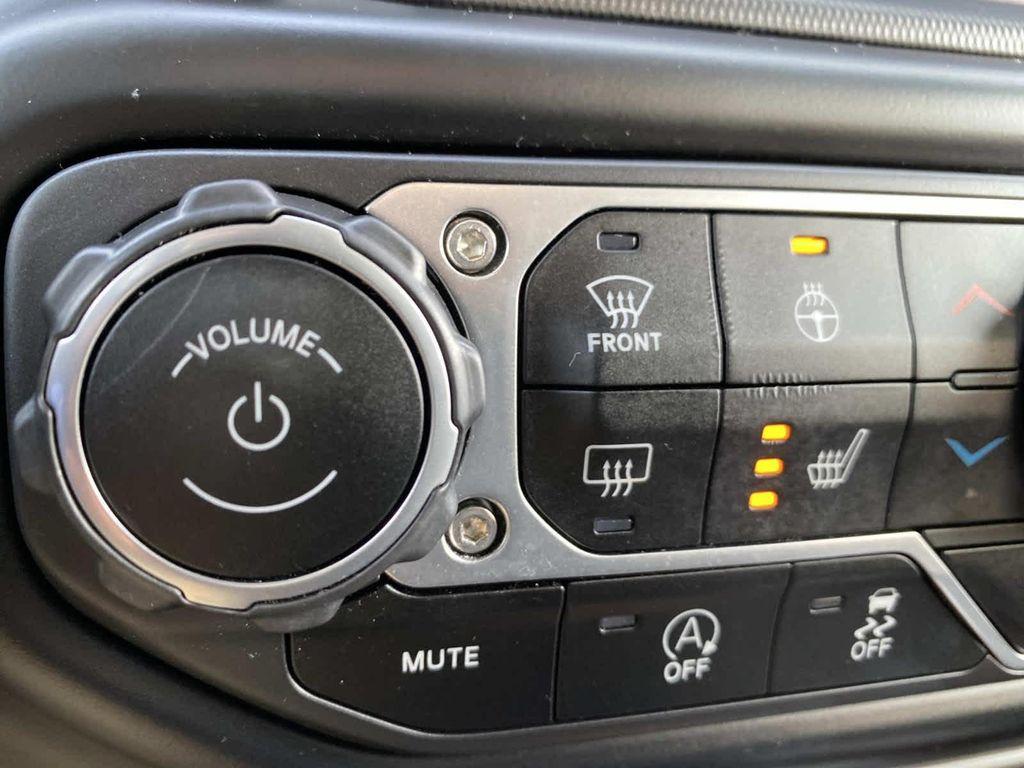 used 2022 Jeep Wrangler Unlimited car, priced at $33,995