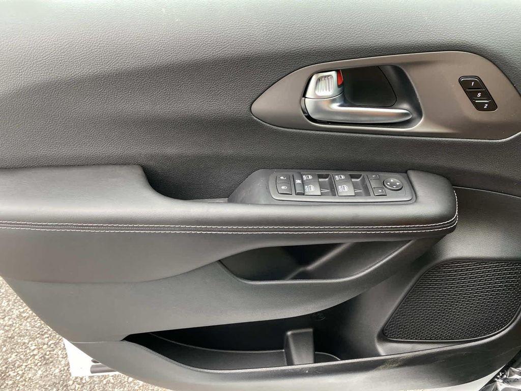 new 2027 Chrysler Pacifica car, priced at $45,765