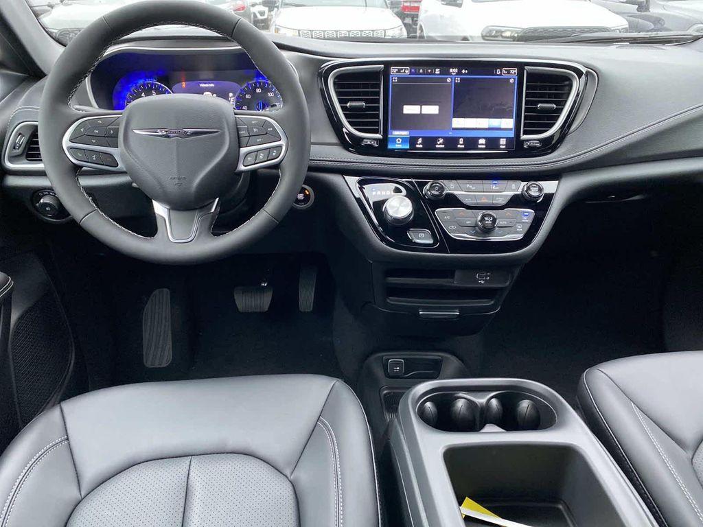 new 2026 Chrysler Pacifica car, priced at $45,865
