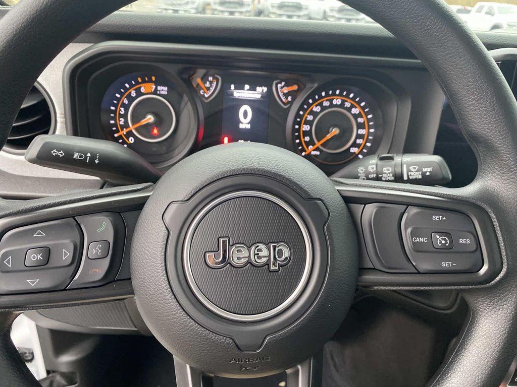 new 2026 Jeep Wrangler car, priced at $41,905