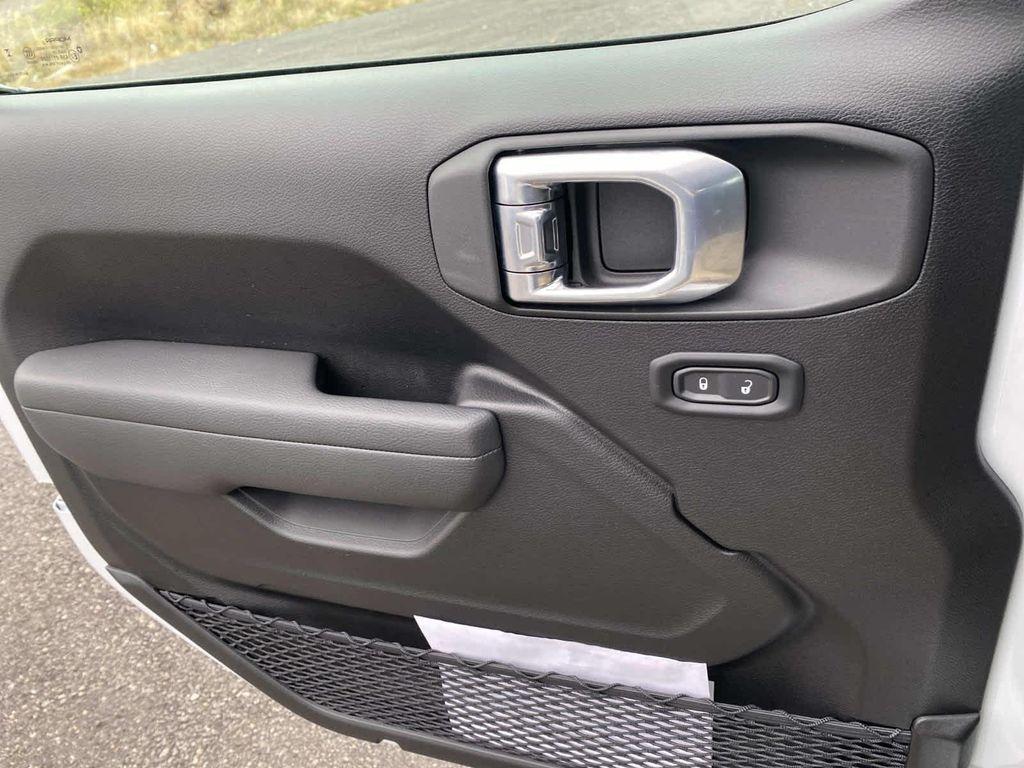 new 2026 Jeep Wrangler car, priced at $41,905