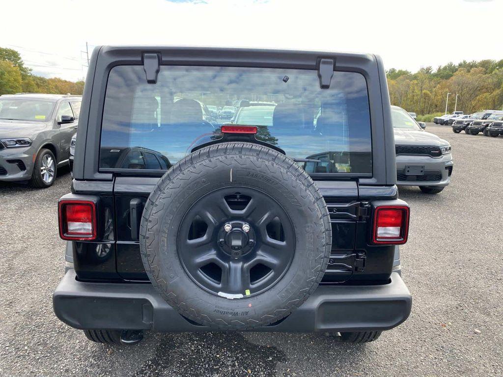 new 2026 Jeep Wrangler car, priced at $41,165