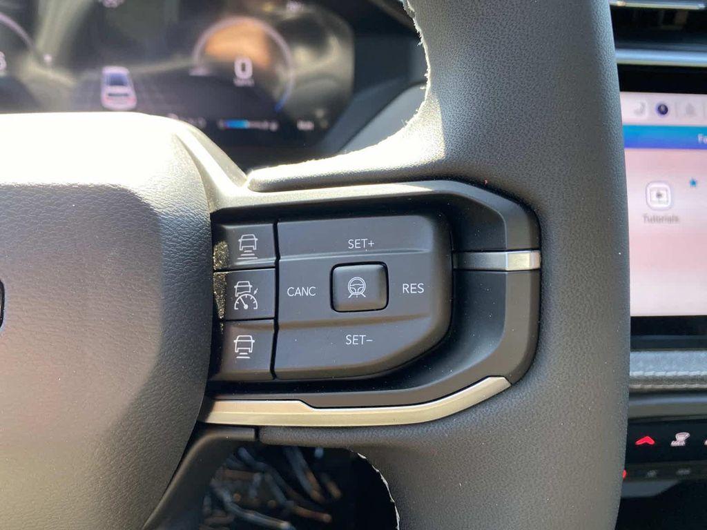 new 2026 Jeep Cherokee car, priced at $41,310