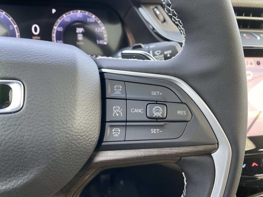 new 2026 Jeep Grand Cherokee car, priced at $50,805