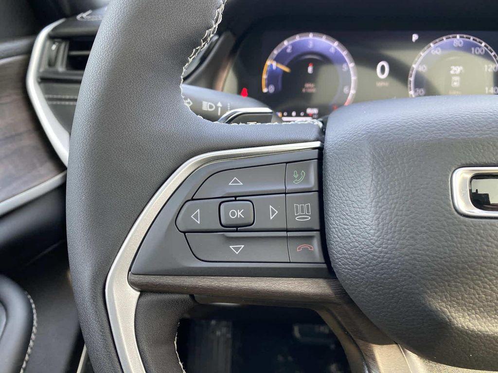 new 2026 Jeep Grand Cherokee car, priced at $50,805