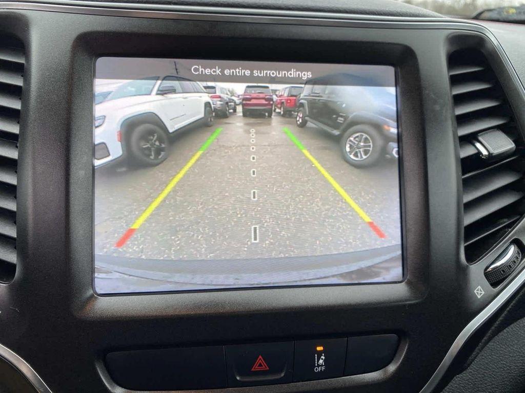 used 2022 Jeep Cherokee car, priced at $22,495