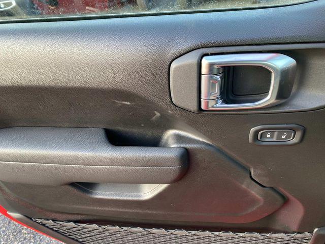 new 2026 Jeep Wrangler car, priced at $45,385