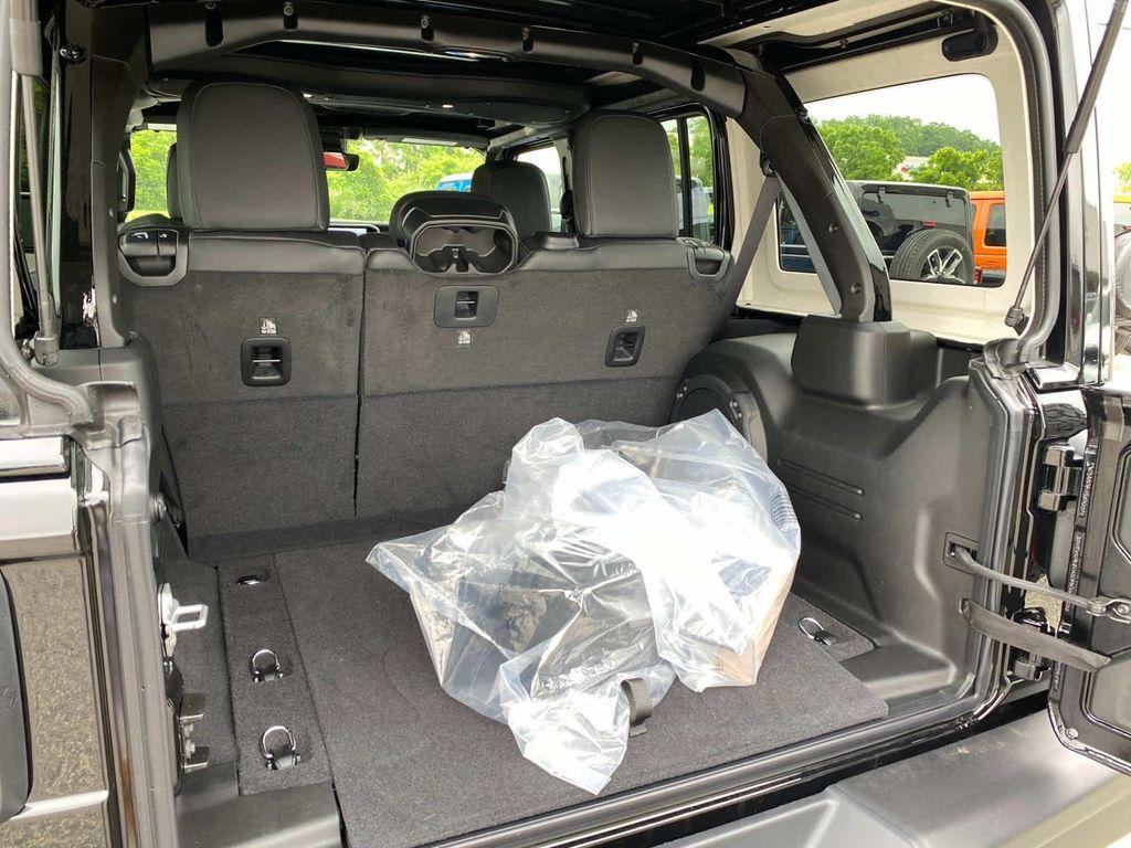 new 2025 Jeep Wrangler car, priced at $106,580