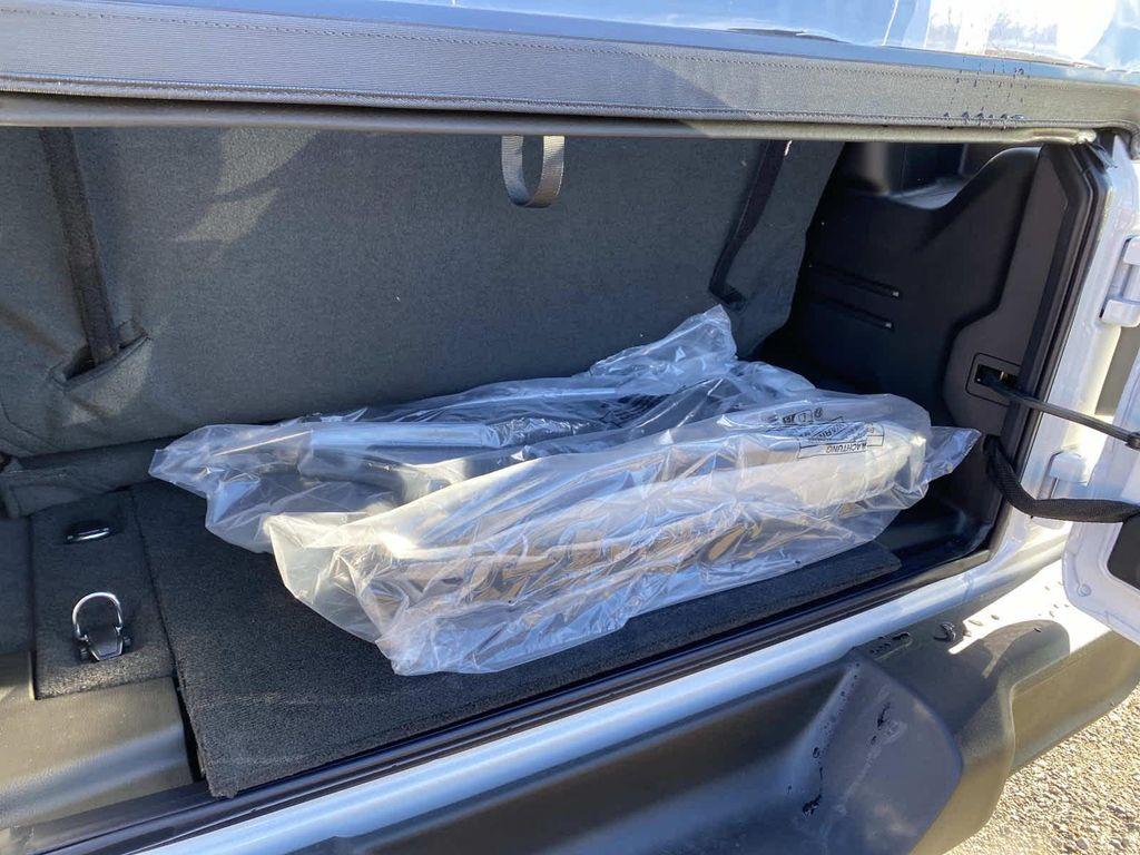 new 2026 Jeep Wrangler car, priced at $39,785