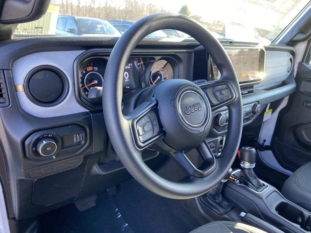 new 2026 Jeep Wrangler car, priced at $39,785