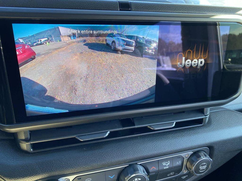 new 2026 Jeep Wrangler car, priced at $39,785