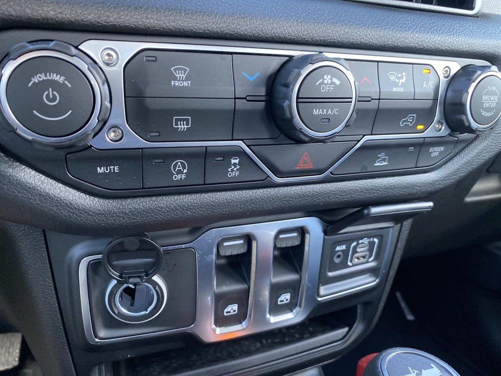 new 2026 Jeep Wrangler car, priced at $42,500