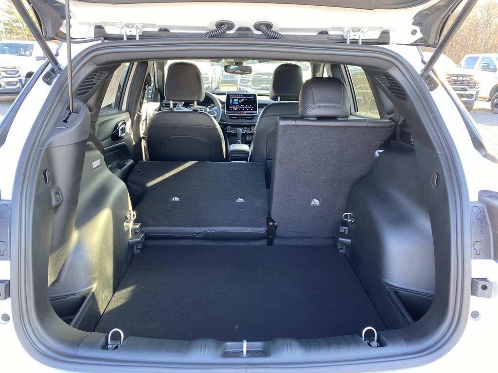 new 2026 Jeep Compass car, priced at $37,450