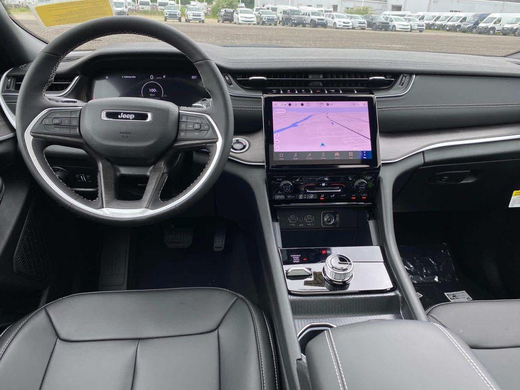 new 2025 Jeep Grand Cherokee L car, priced at $51,515