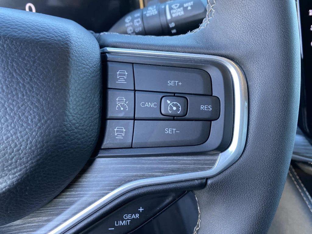 used 2024 Jeep Wagoneer car, priced at $41,882