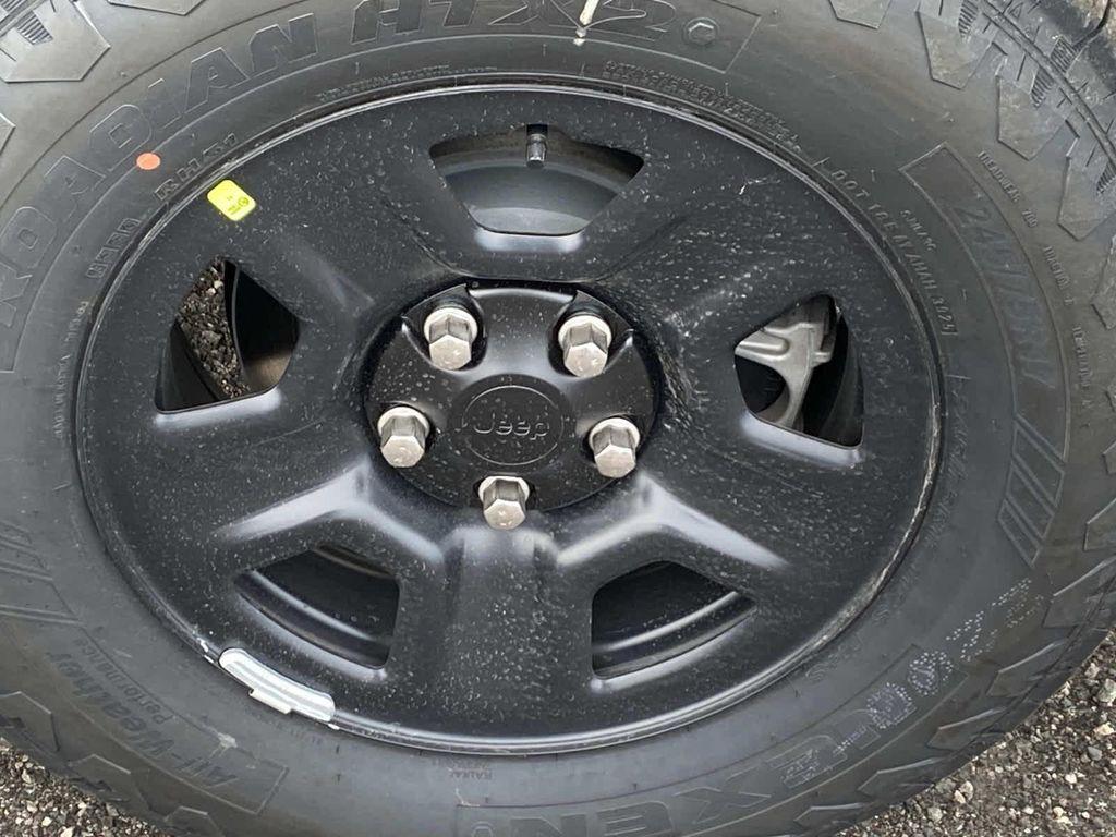 new 2026 Jeep Wrangler car, priced at $42,275