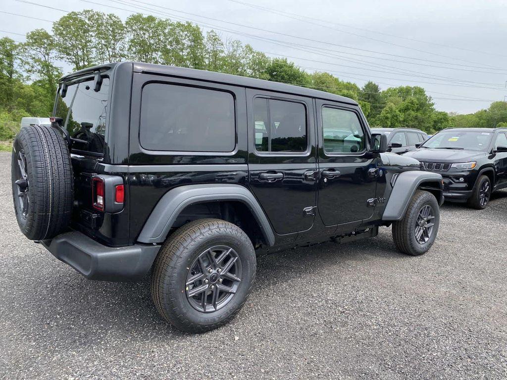 new 2026 Jeep Wrangler car, priced at $52,315