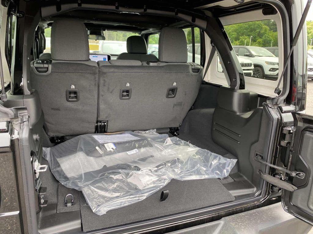new 2026 Jeep Wrangler car, priced at $52,315