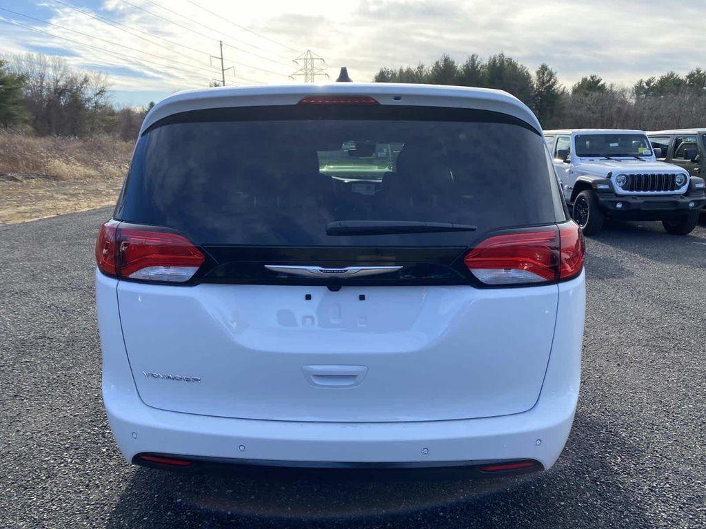 new 2026 Chrysler Voyager car, priced at $43,115