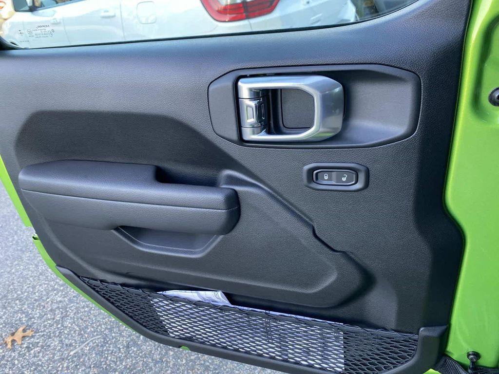 new 2026 Jeep Wrangler car, priced at $42,500