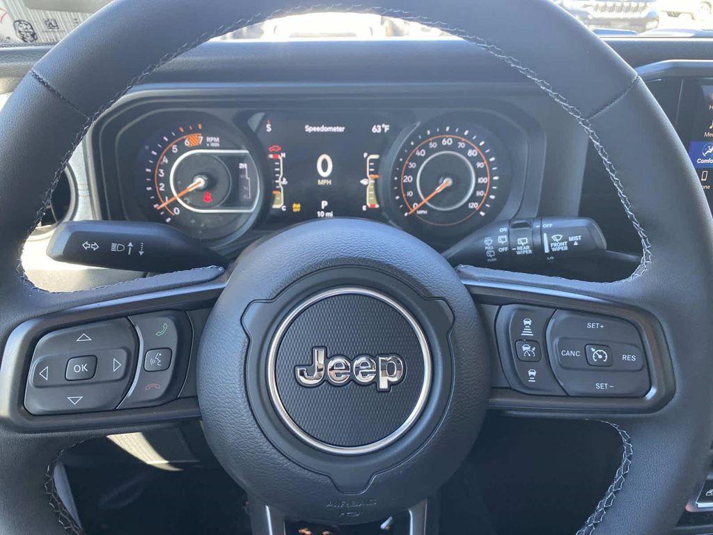 new 2026 Jeep Wrangler car, priced at $47,725