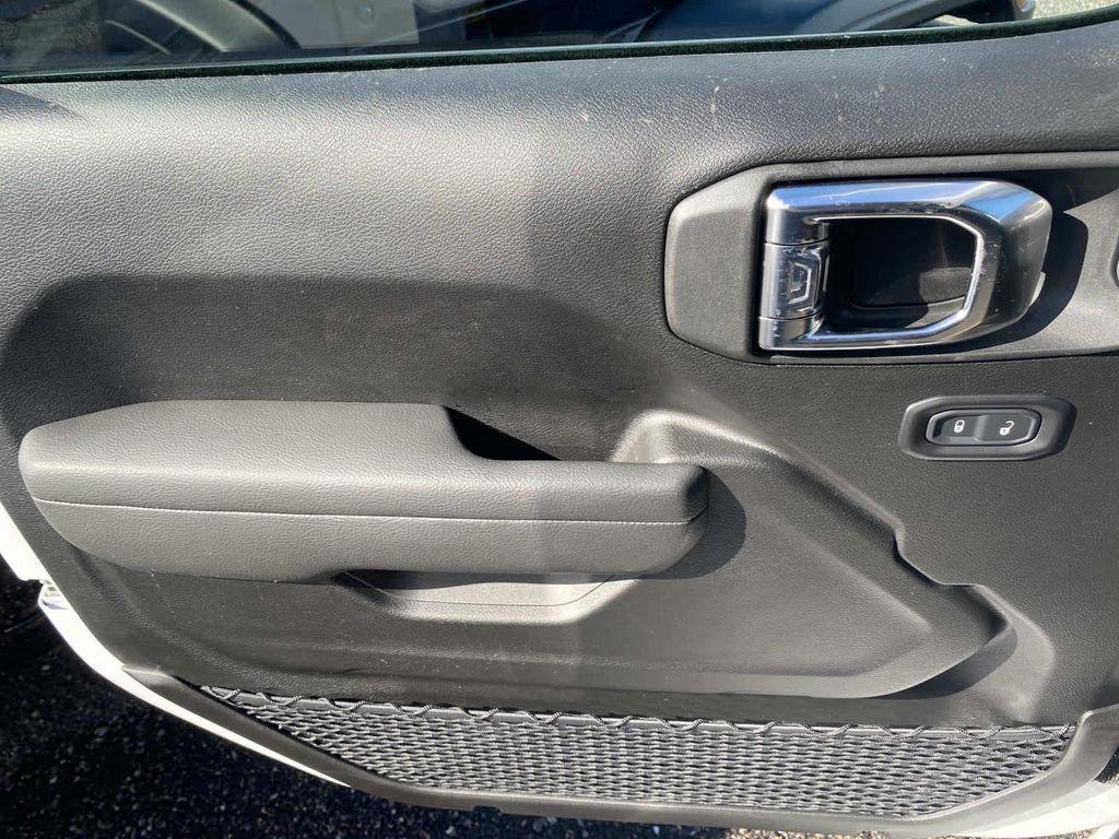 new 2026 Jeep Wrangler car, priced at $47,725