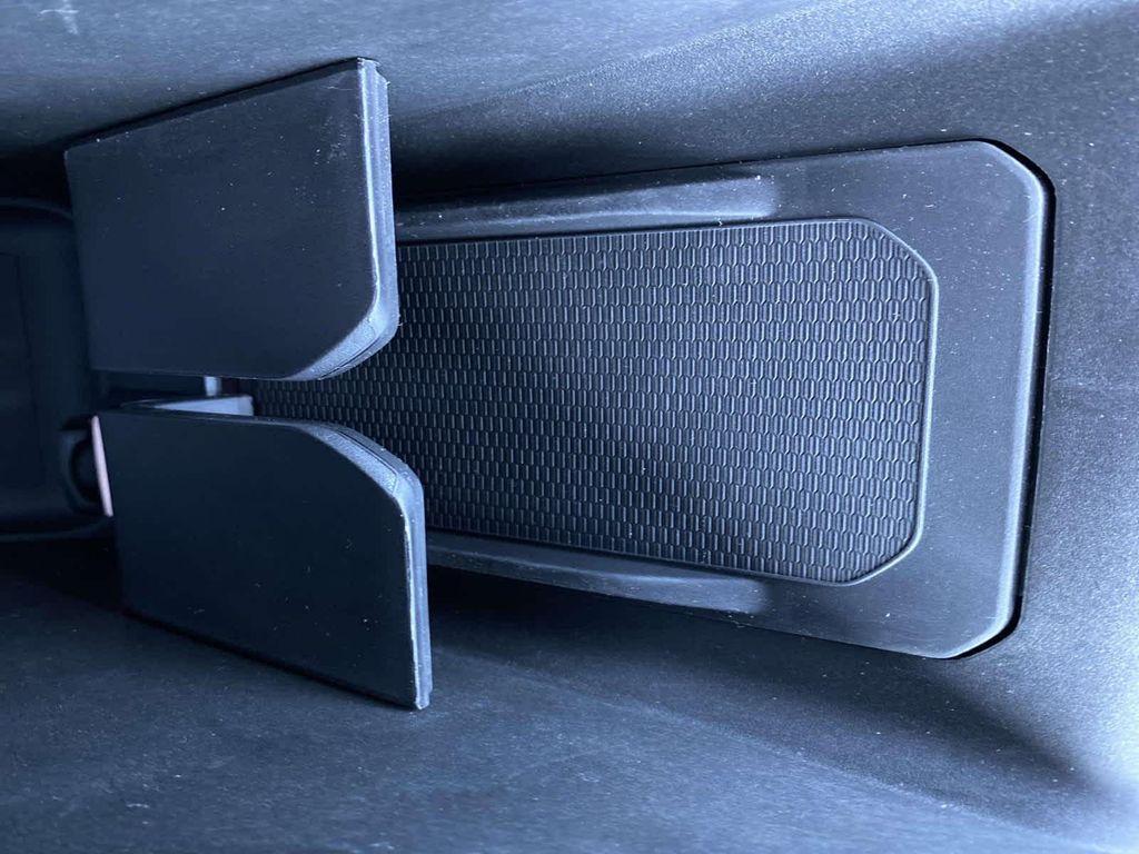 new 2026 Jeep Cherokee car, priced at $40,715