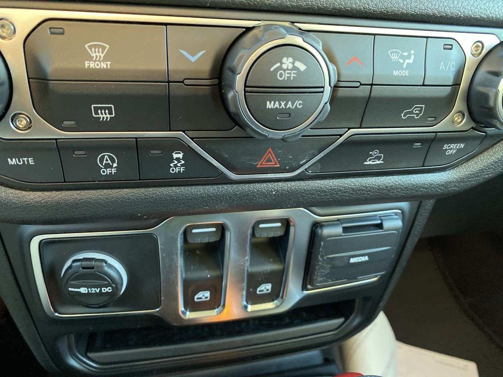 new 2026 Jeep Wrangler car, priced at $41,680