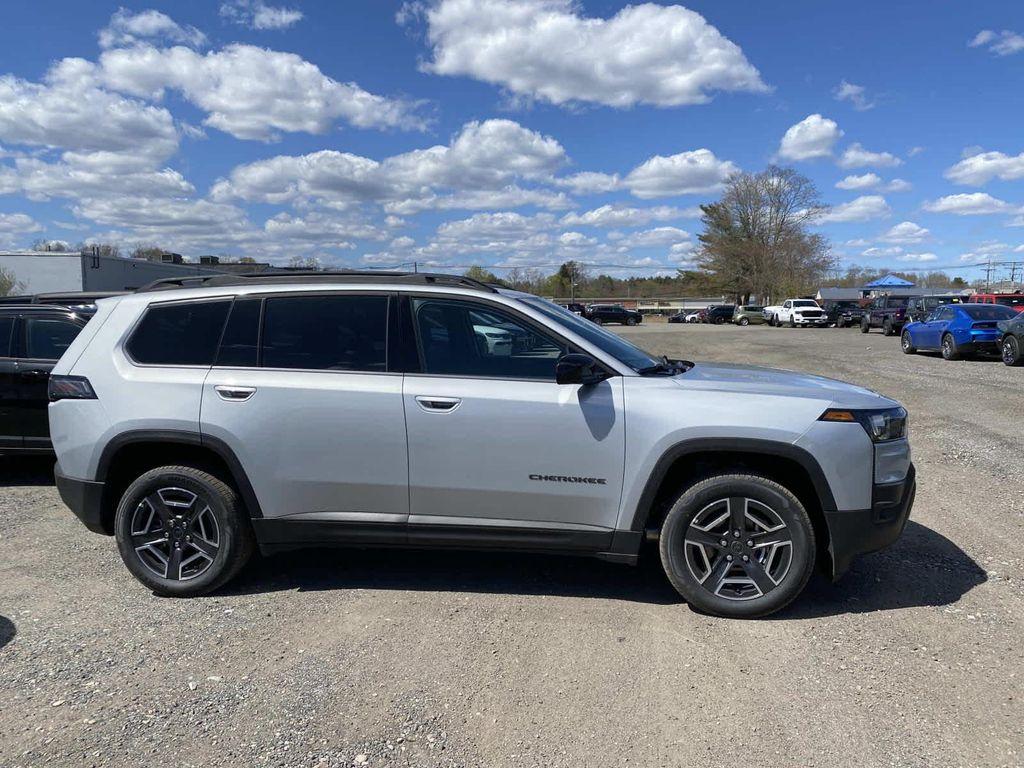 new 2026 Jeep Cherokee car, priced at $41,310