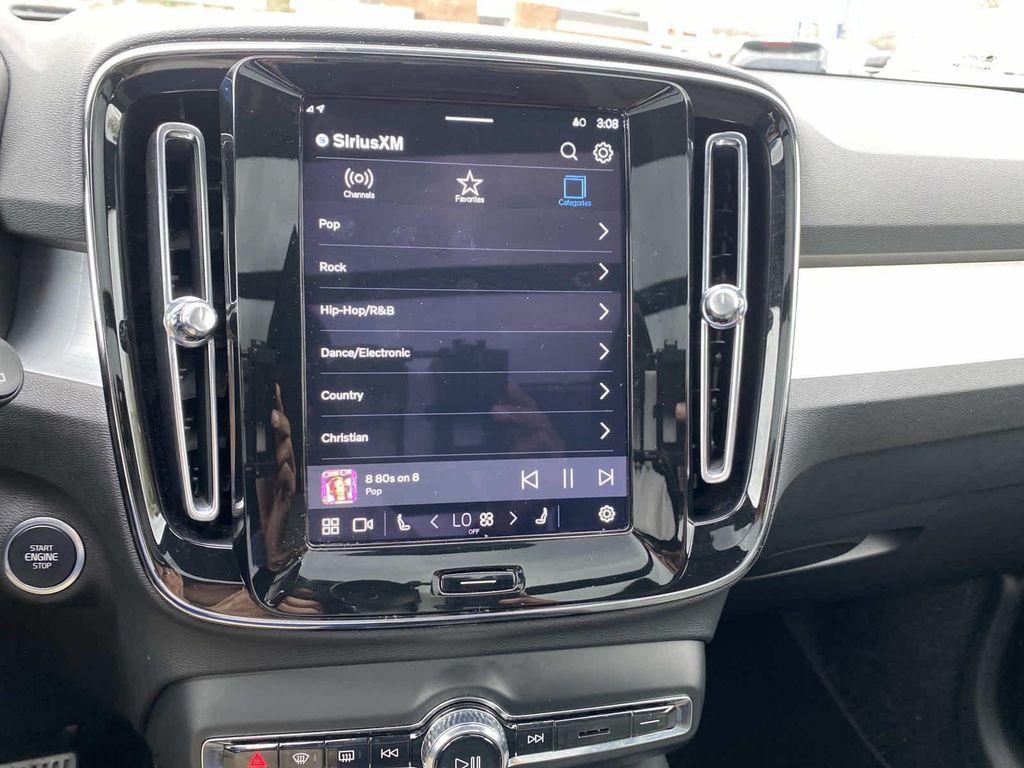 used 2024 Volvo XC40 car, priced at $29,320