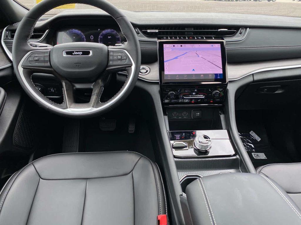 new 2025 Jeep Grand Cherokee L car, priced at $51,515