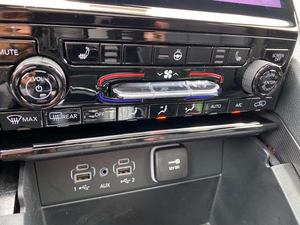 new 2025 Jeep Grand Cherokee L car, priced at $51,515