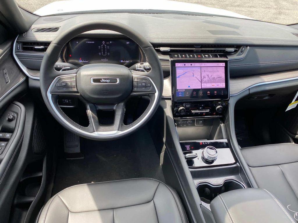 new 2025 Jeep Grand Cherokee L car, priced at $51,515