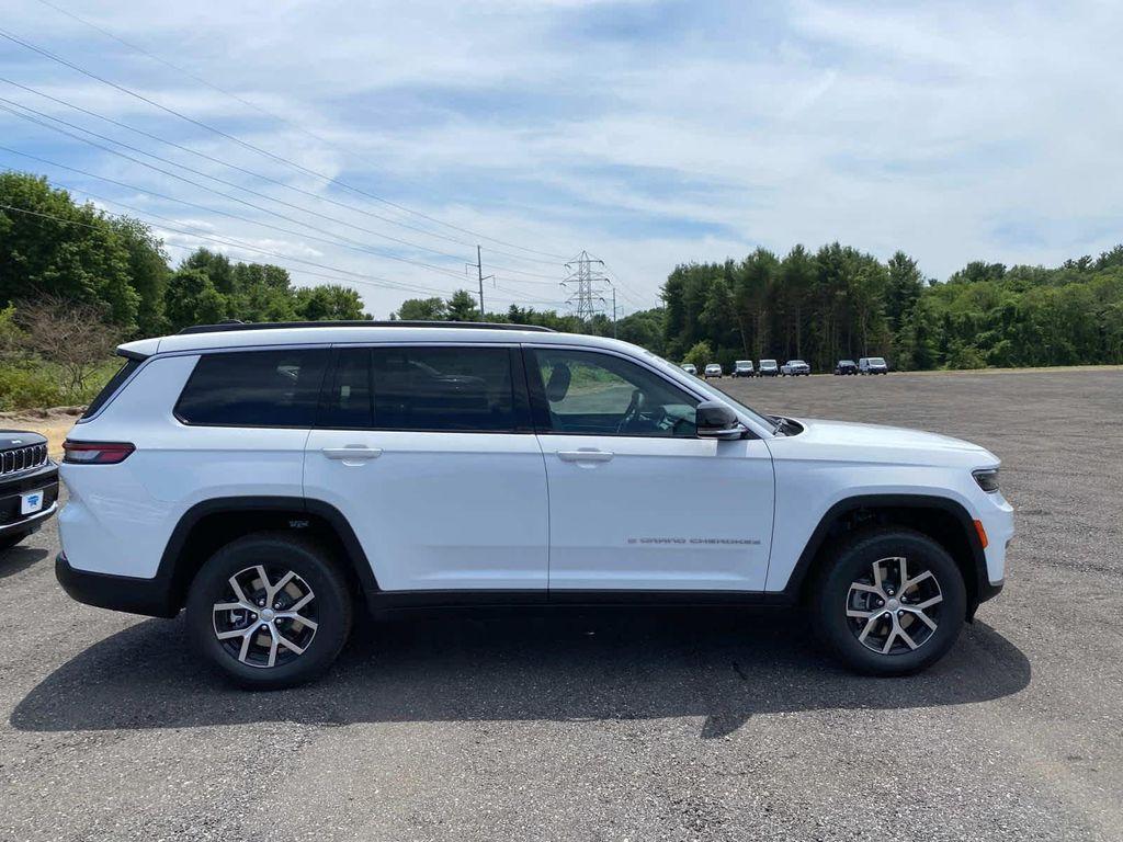 new 2025 Jeep Grand Cherokee L car, priced at $51,515