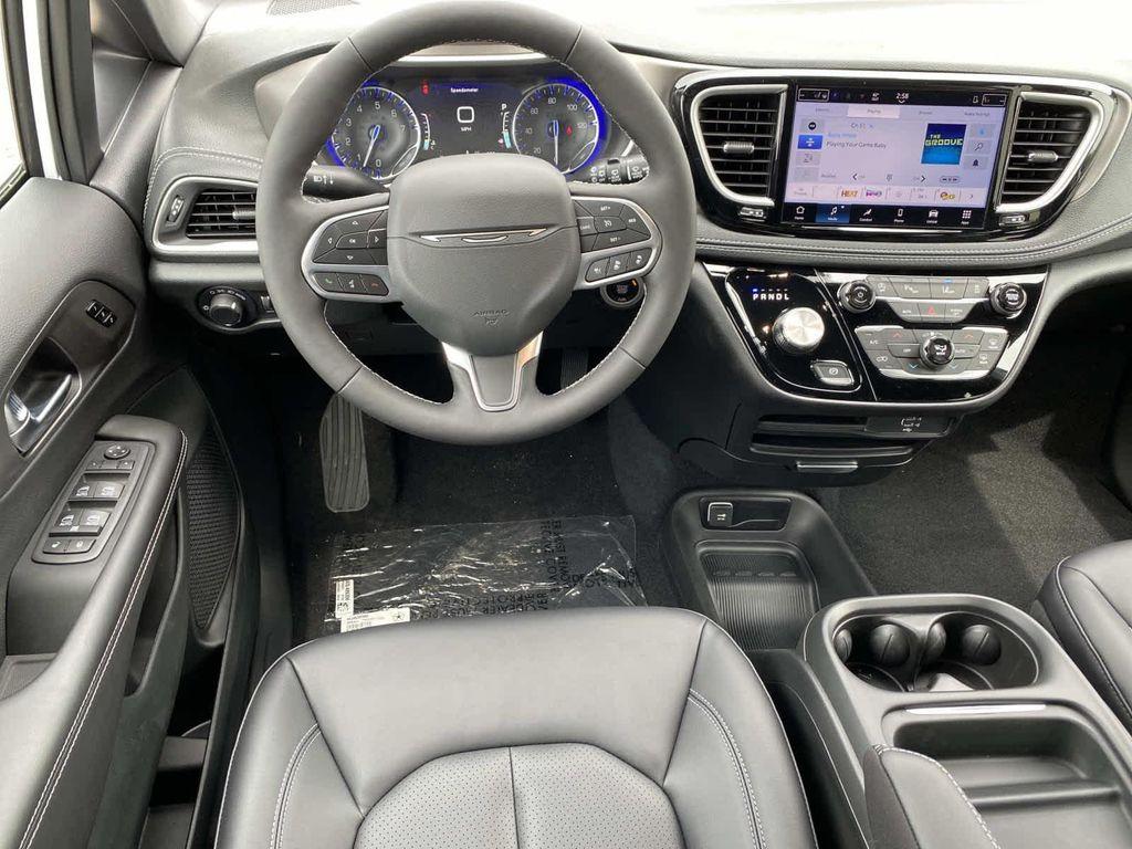 new 2027 Chrysler Pacifica car, priced at $48,760